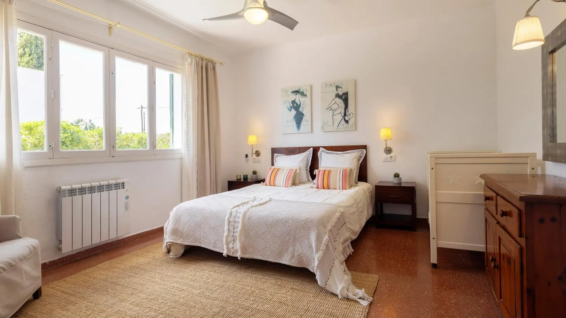 Plamanyola Ideal House For Two Families With Pool And Barbecue ספרד