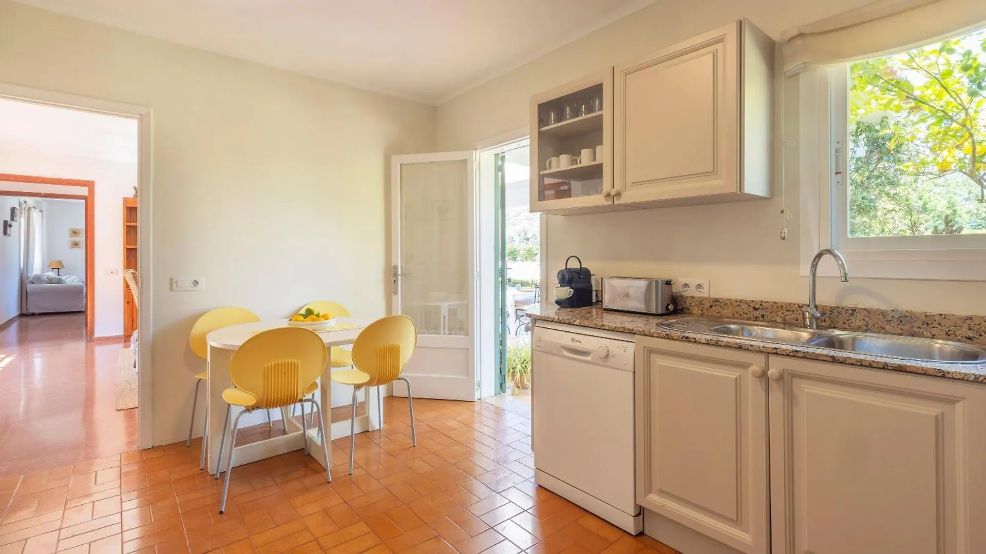 בית נופש Plamanyola Ideal House For Two Families With Pool And Barbecue ספרד